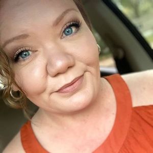 Meet your Posher, Krystal